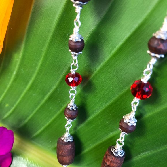 32" berry Tulasi with red glass crystal beads - Picture 1 of 6